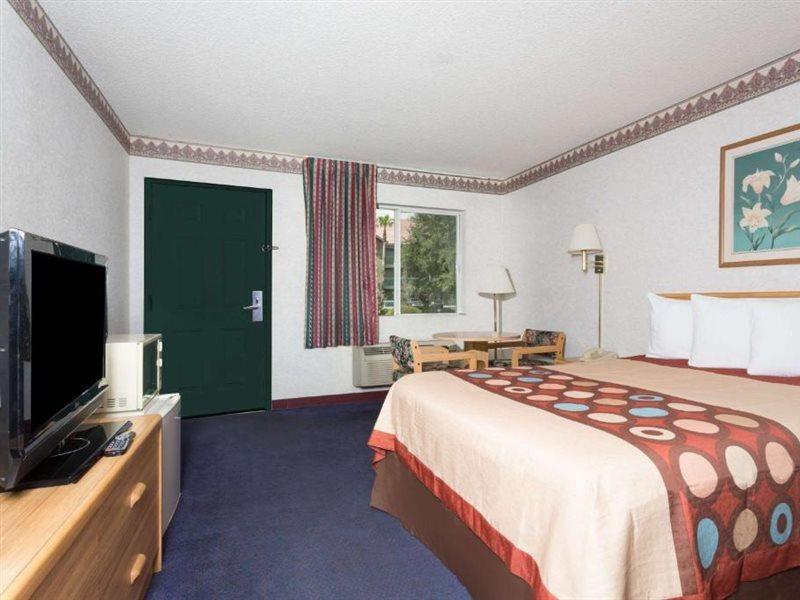 Days Inn By Wyndham Phoenix West Dış mekan fotoğraf